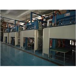 e tpu泡沫成型機(jī) e tpu泡沫成型機(jī)廠 啟創(chuàng)智能