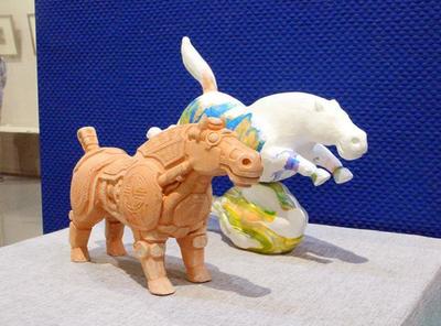 &ldquo;弘揚(yáng)蒙古馬精神&rdquo;文藝精品創(chuàng)作工程系列作品展開展